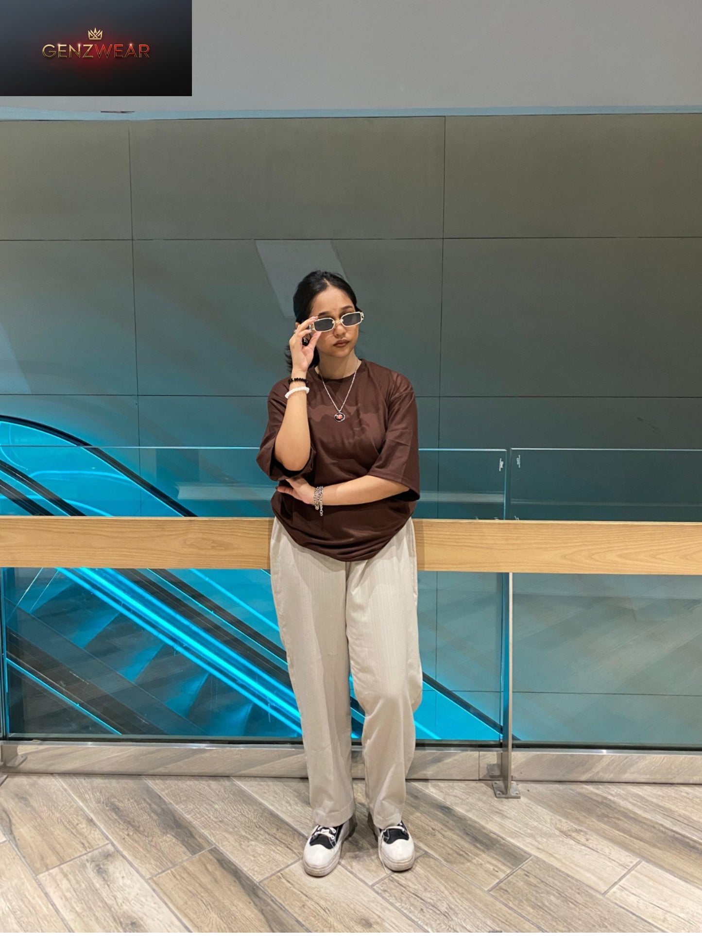 GENZWEAR Oversized Relaxed-Fit T-Shirt – Contemporary Streetwear